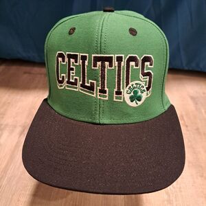 Adidas Vintage Green Boston Celtics Wave Snapback Cap Men's Hat
